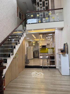 nhà hẻm nhựa 5m lê văn sỹ p1 tân bình, 4.2x14m, 5 tầng, full nội thất, giá 26tr