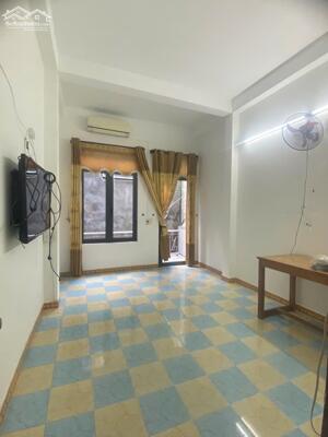 CHO THUÊ NHÀ 3 TẦNG MẶT TIỀN ĐƯỜNG CHÂU THƯỢNG VĂN, HÒA CƯỜNG • Diện tích: 75m² Giá thuê: 12 triệu/tháng