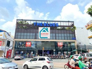 cho thuê mặt bằng lớn 359 lê văn sỹ, p. 13, q. 3 1.140m2 đất, 3 tầng + mái che