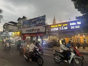 nhà mặt tiền nguyễn văn quá 5x17m, 1 trệt 3 lầu