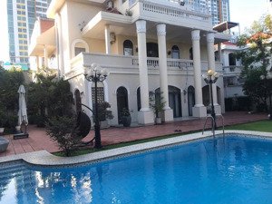 chủ đi định cư cho thuê dinh thự 1000m2 ở và kinh doanh có sân vườn hồ bơi cực rộng tại thảo điền
