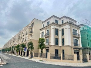 chính chủ cho thuê nhà phố liền kề 75m2 phân khu tinh hoa tại vin cổ loa