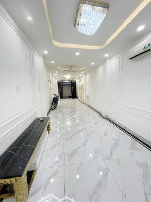 mặt tiền đường nguyễn kiệm - phú nhuận - kinh doanh sầm uất - 63m - 4 tầng - nhà mới đẹp -