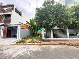 ông bác về quê sống nên bán rẻ lô đất dt 63m2/838tr ngay ql50 đi vào ở bình hưng, bình chánh, hcm.