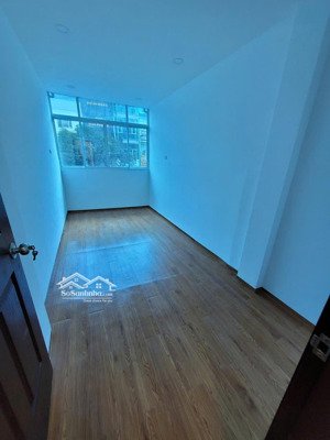 bán nhà mặt tiền hùng vương, q10