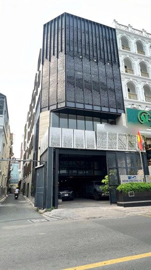 hàng hiếm toà nhà mặt tiền nam kỳ khởi nghĩa p. võ thị sáu q3 [11x18m] 8 tầng hđt: 400tr giá:150 tỷ