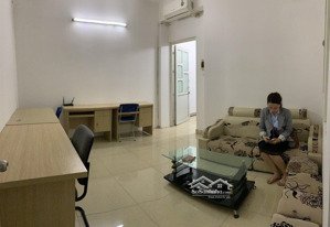 cho thuê văn phòng trần thái tông - cầu giấy dt 25m2 giá 3tr5, chia sẵn 2 phòng