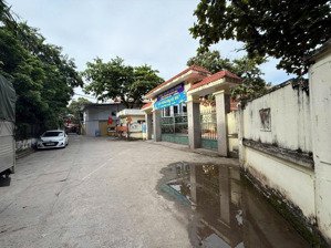 chính chủ cần bán nhanh căn nhà 2 tầng , kinh doanh tại quyết tiến, vân côn