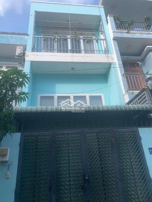 nhà 3 tầng, hẻm xe hơi, p. phú hữu q9 giá 4,5 tỷ/51m2