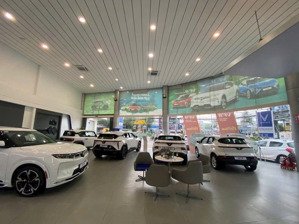cho thuê showroom 1400m2 đường 30/4 ninh kiều cần thơ kế góc nguyễn văn linh