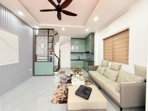 bán sổ đỏ minh khai 31m2 - nhỉnh 7 tỷ - hai bà trưng - hn - 2 mặt thoáng - gần phố - đẹp long lanh