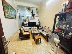 giảm chào sốc - nhà võng thị - 20,6tỷ còn 19tỷ - ngay sát hồ tây - ô tô đỗ chỉ 3 bước - vị trí đỉnh