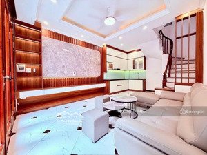 nhà phương canh,6 tỷ nhỉnh 35m, ngõ 3met- thông ô tô đỗ cửa, bãi đỗ xe ngay cạnh nhà