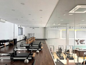 cho thuê nhà mặt phố võ văn kiệt, với giá 160tr