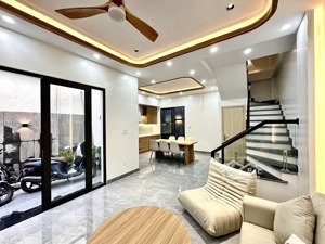 nhà đẹp 4 tầng sân cổng riêng phố tôn đức thắng - lê chân, full nội thất, ô tô cách nhà chỉ 20m