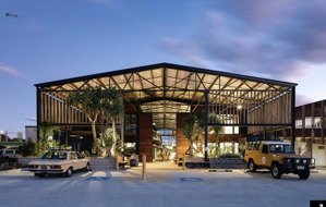 cho thuê nhà 2 tầng mặt tiền khu phạm văn đồng, ngang 20m, dtsd 1000m2, gọi văn phú