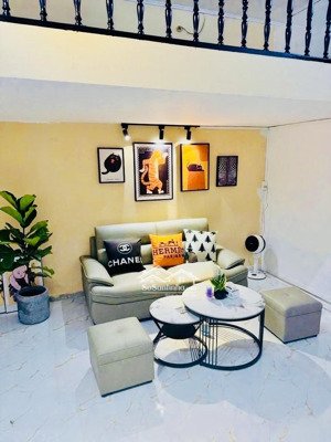 căn hộ tập thể-sát mặt phố-thoáng sáng-full nội thất-hiệu suất dòng tiền-cho thuê đỉnh-chỉ 2,2tỷ-sở