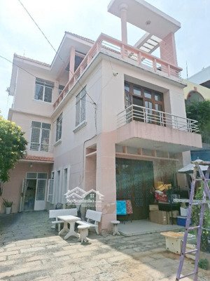 hxh 3 tầng lý phục man quận 7 - dt 10x27m - tiện xây mới chdv - công ty - 22tỷ