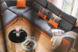 cho thuê căn hộ valeo , tân phú , dt 80m2 , 2pn - 2wc , giá 10tr . lh : minh sang