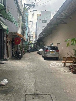 cho thuê mtnbộ 6m (xt) lạc long quân, p.10, q.11 giá 13.5tr