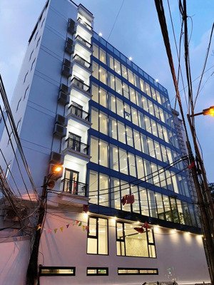 bán tòa nhà văn phòng mặt phố lô góc 3 mặt thoáng tiếp giáp vành đai 3 - tp. hà nội