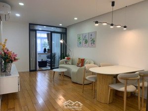 cần bán căn hộ cao cấp sky garden 3, phú mỹ hưng.