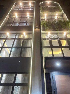 biệt thự mini ngang 6,5m - 4 tầng - xe hơi tận nhà - kiến trúc hiện đại ở ngay