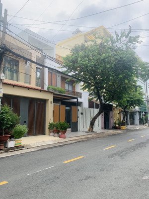 căn góc 2 mặt tiền đường 15m lê đình thám (4mx14m)_ cấp 4 [giá 7.8 tỷ]