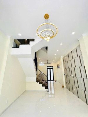 bán nhà 3 tầng hẻm 6m tại văn cao, 6,25 tỷ, 60m2