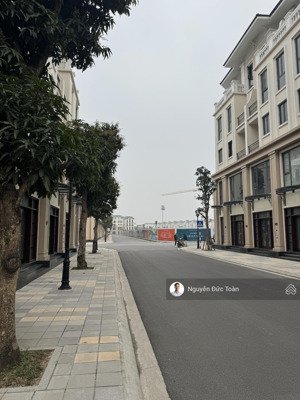 cần bán gấp lk vịnh tây ocp3. gần 10 toà chung cư, trục thông cao tốc hn - hp 75m2 giá 10,5 tỷ