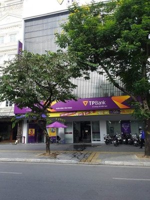 gia đình cần bán tòa nhà đẹp, 7 tầng, mặt tiền 15m mặt phố khúc thừa dụ, 2 mặt phố, 300m2, 220 tỷ