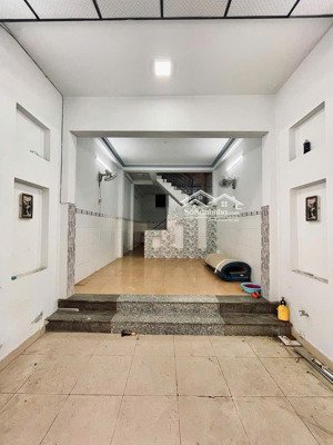 bán nhà hẻm 8m 3 tầng 64m2 tại bình trị đông, bình tân, hcm chỉ với 6,3 tỷ