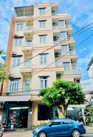 bán khách sạn 6 tầng - căn góc mặt đường lý nam đế rộng 20m