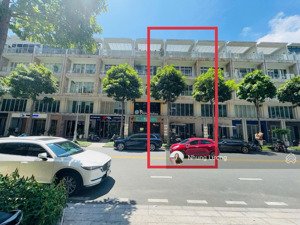 shophouse mặt tiền đường b4, dt: 5.7m x 20m, 1 hầm 4 tầng, hai mặt tiền đường thông thoáng