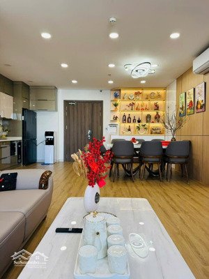 sót lại duy nhất căn 89m2 giá rẻ hơn so với thị trường 200triệu và tầng cao