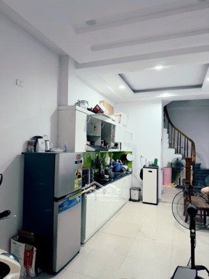 bán nhà mạc thị bưởi 37m 4tầng ngõ nông rộng thoáng, ở ngay, giữ tiền tốt chỉ 7.5tỷ