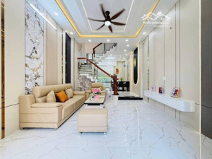 quá đẹp! pháo đài láng, lô góc, ô tô đỗ cổng, ngõ thông kinh doanh, gần mặt phố, 45m2 x 5t