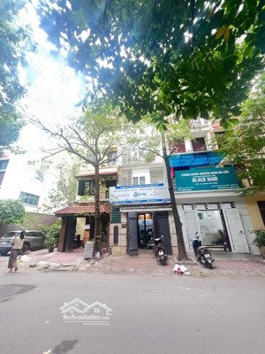 siêu vip lk khu đô thị văn quán trục chính kd vỉ hè 3 ô tô tránh dt 80m*5t*4,3mt :22,9 tỷ có tl