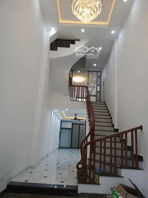 bán nhà ngõ 168 phan trọng tuệ- huỳnh cung tam hiệp 35m*5 tầng nhà đẹp ở ngay gần phố.