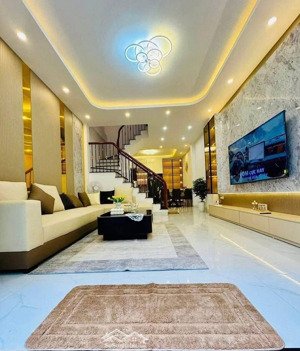 cần tiền bán gấp nhà xuân đỉnh 5 tầng, 56m², dân xây, ngõ nông, ô tô đỗ gần, nhỉnh 8 tỷ
