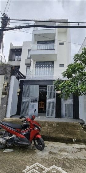 nhà 4 tầng tặng full nội thất đường thạnh xuân 52 / p. thạnh xuân, q12 dt 135m2 (5mx27m) 8tỷ