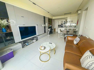 bán căn hộ tại the vista an phú tầng trung gồm 3 phòng ngủ diện tích 142m2