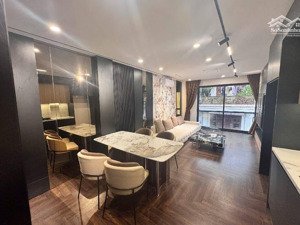 vị trí đẹp nguyễn sơn trung tâm hiếm nhà bán ô tô vào nhà 6 tầng thang máy.