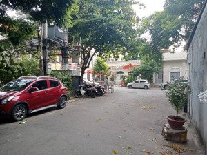 nguyễn sơn nhà mới lô góc 3 thoáng mặt tiền rộng ô tô vào nhà - ngõ thôfull nội thất sổ đỏ cất két