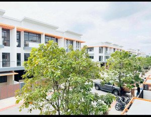 cần bán biệt thự elite life , long hậu, cần giuộc, long an