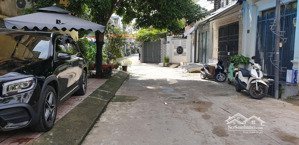 nhà riêng 4 tầng hẻm xe hơi bùi minh trực, p6, q8, nhỉnh 9 tỷ, 50 m2 giá cực tốt