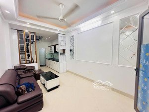 bán nhà long biên - gần aeon mall, cầu vĩnh tuy - ôtô đỗ cổng - ngõ rộng ô tô đỗ ngày đêm - 6.1 tỷ