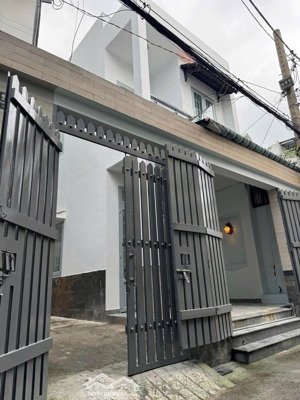 hiếm - tân phú sát aeon - dt 70m2