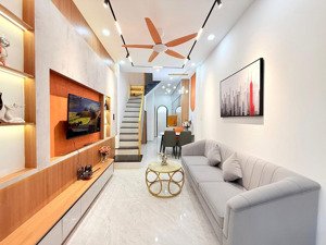 siêu phẩm kề báo tuổi trẻ - phan đình phùng 30m2 tặng nội thất đẹp chỉ 4.85 tỷ