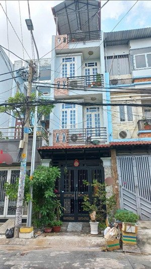 bán gấp nhà mtkd khu họ lê, tân phú, dt 64,2m2 đúc 4 tấm, giá chỉ 8,5 tỷ tl